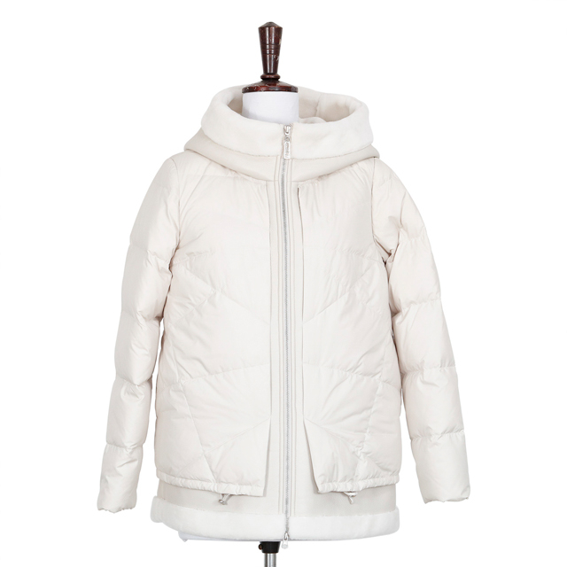 2021年时尚冬装休闲女装夹克连帽衫服装新鲜休闲易穿羽绒服